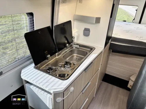 Adria Twin Axess 600 SP photo: 9