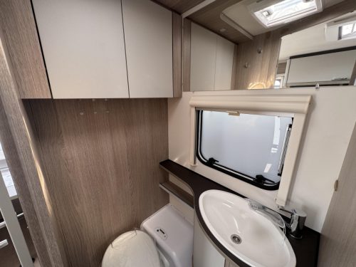 B&uuml;rstner Premio 490 TS photo: 4