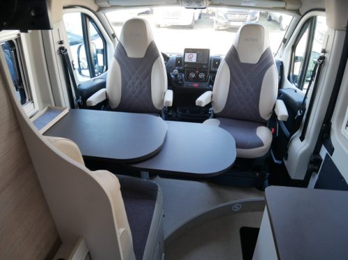 B&uuml;rstner Campeo C640 Active, 6.40 Meter Van conversion, Single beds!! photo: 8