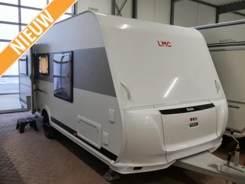 LMC Style 450 D now with FREE mover photo: 0