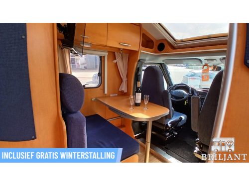 Hymer SEMI-INTEGRATED HV 522 .. 2006 transverse bed photo: 6
