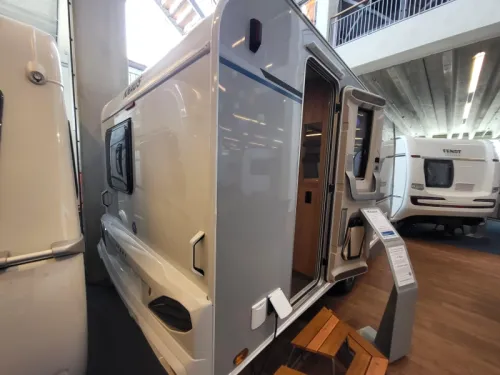 Caravana Knaus Sport Platinum 420 QD modelo 2027 foto: 2