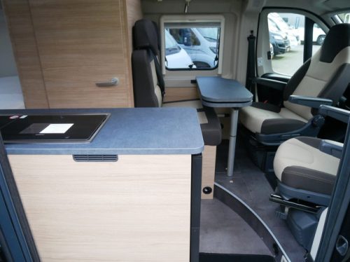 RoadCar (P&ouml;ssl Group) R540, Compact 5.40 Meter Van conversion photo: 7