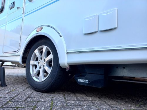 Knaus Sudwind Silver Selection 450 FU mover-cassette-GFK-etc  foto: 2