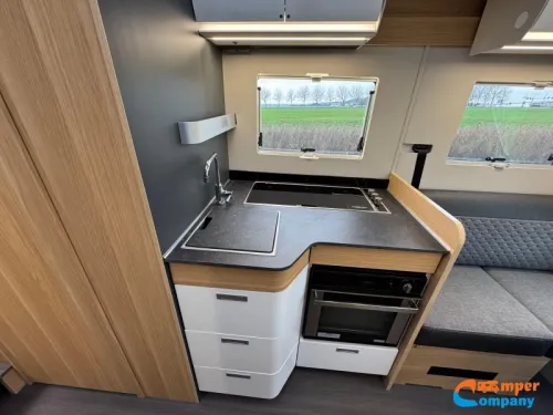 Adria Matrix Plus 670 DL Single beds / Automatic  photo: 11