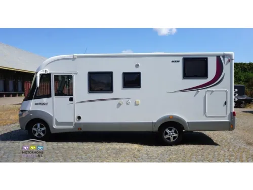 Rapido 855 F Premium Edition Automatik Foto: 3