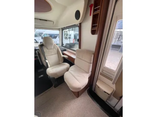 Rapido 855 F Enkele Bedden Hefbed  foto: 10