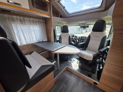 Weinsberg CaraSuite Spicy 650 MEG Spicy special offer model automatic photo: 4
