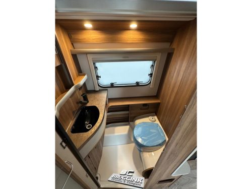 Eriba Touring 630 - BRUGGINK 60 JAAR  Foto: 11