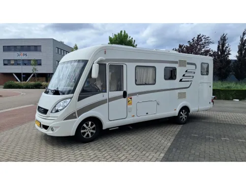Hymer B 588 Airco / single beds/ E&P  photo: 4