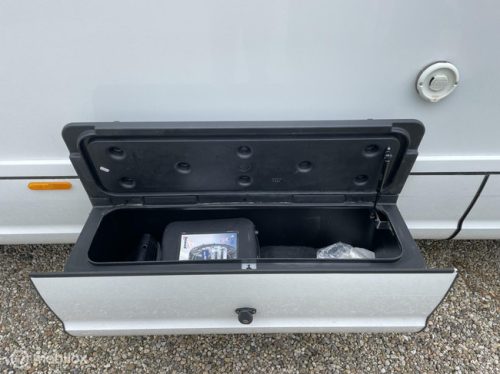 Niesmann+Bischoff Arto 79R Arto 79R Automatic(!!) Euro6 Single Beds + Overhead Cabinets Top Condition 1st Owner! photo: 7