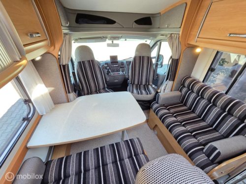 Chausson Flash 08 Teilintegriert ☆131PS, Tempomat, Solar☆ Foto: 9