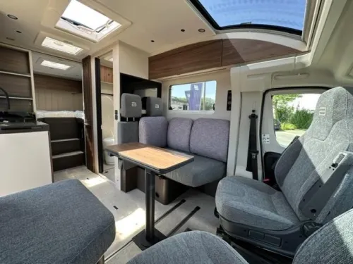 B&uuml;rstner Signature SFT 7.0 - CAMPER VAN HET JAAR!  foto: 9
