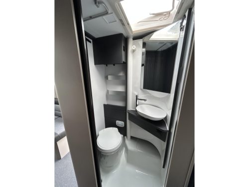 Adria Compact Supreme DL 2027 modelo nuevo foto: 8