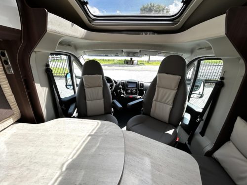 B&uuml;rstner Nexxo 728 T Single-beds/2015/Euro-5 photo: 12