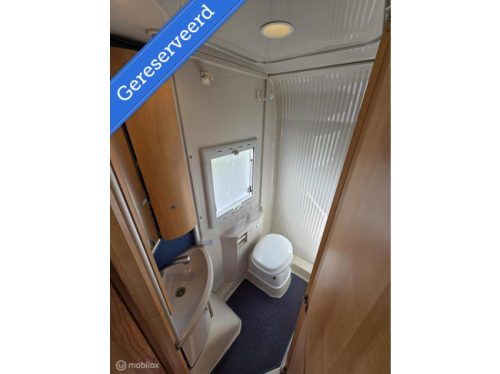 B&uuml;rstner T600 Perfilada 2000 ☆TV, Cruise, cama fija☆ foto: 18