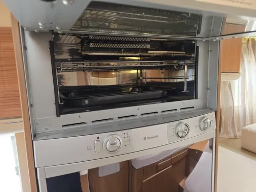 Hymer T 674 SL Star Edition 2010 photo: 17