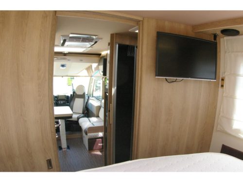 Mobilvetta Kea 90 I Queen bed, Pull-down bed, Garage photo: 18