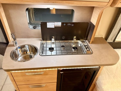 Knaus Sudwind Black Selection 450 FU model 2027  photo: 18