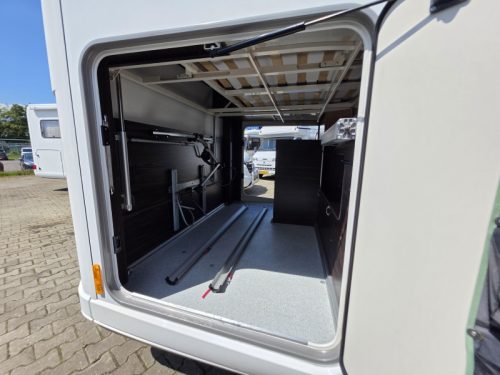 B&uuml;rstner Elegance 695 G Queensbed BOMVOL 2017 photo: 23