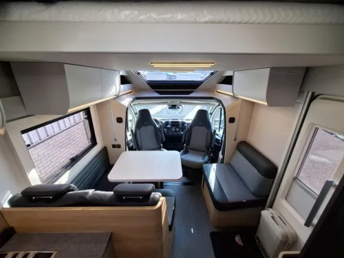 Adria Matrix Select 670 SL 2027 aut Markise 180PS 5 Sitzpl&auml;tze Foto: 10