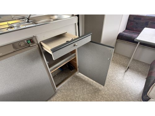 Beyerland Sprinter 430 TM Sitzgruppe Festbett Toilette Foto: 9