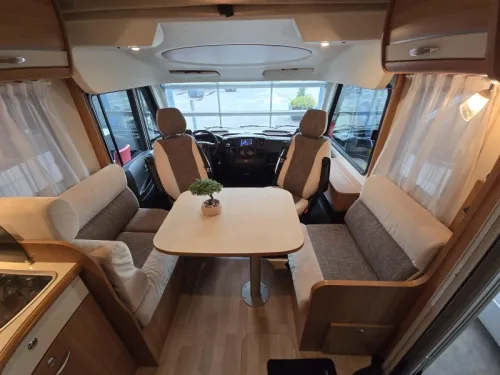 Rapido S8 890 DF 2013 Foto: 10