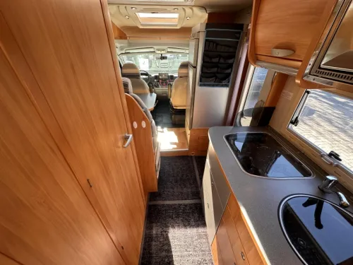 Adria Coral 660 SL 160HP Single beds Air conditioning photo: 13