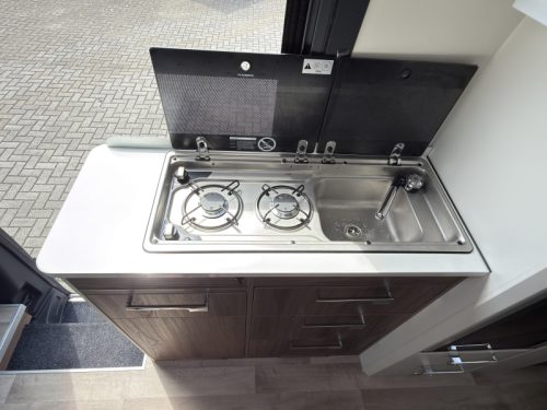 Kabe Travel Master Van 4x4 Single beds photo: 16