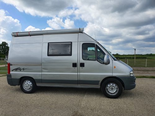 Citro&euml;n Jumper 2.8 HDT TD bus camper with engine air conditioning photo: 22
