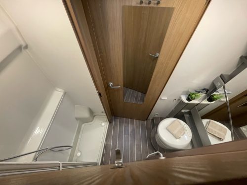 Adria Twin 640 SPX Querbett Solarmodul BEARLOCK EURO6 Foto: 8