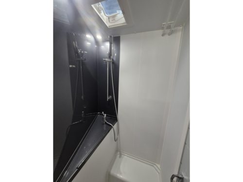 Adria Matrix 640 DC Face to face 2021  photo: 14