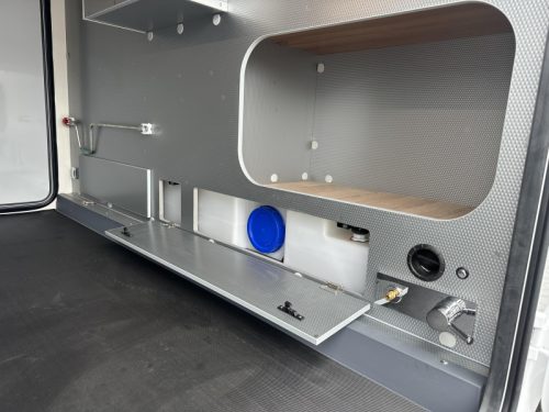Rapido 8066 DF Ultimate, Heavy chassis  photo: 7