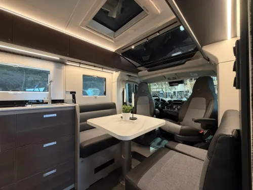 Adria Compact Supreme DL automatic / single beds photo: 9