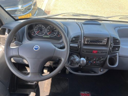 Chausson Fiat Ducato Kastenwagen | Franz&ouml;sisches Bett | Kassettenmarkise | Fahrradtr&auml;ger | Lattenrost | Heizung Foto: 10