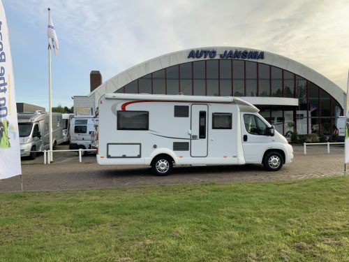 B&uacute;rstner Nexxo 660 2.3 MultiJet 130HP, Semi-integrated, French bed, Motor-air conditioning,, etc. Year of manufacture 2010 Camper Centrum On the Road at the Noorderringweg 4 in Marum. photo: 18