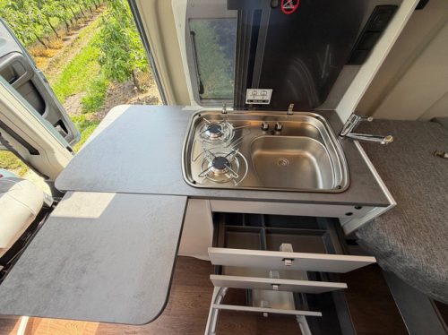 P&ouml;ssl Summit 600 LR Automatic/Solar/Towbar/TV and satellite dish photo: 10