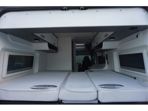 mooveo 60EB Prestige 140pk + Einzelbetten/ Lithium/ LPG/ TV/ Anh&auml;ngerkupplung/ Wechselrichter/ Garantie! Foto: 8