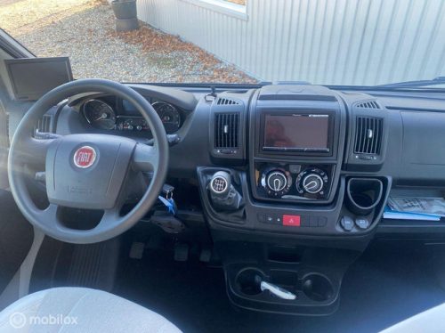 Adria MATRIX 670DL photo: 4