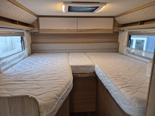 LMC Cruiser V 646 G 65 Years edition  Foto: 10