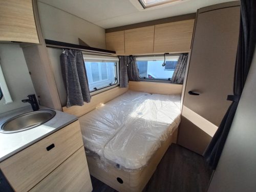 Weinsberg CaraLife 450 FU photo: 9