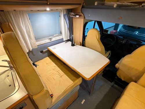 FORD KENTUCKY Motorhome Estro 5 | 2.4 137hp | 2x Air conditioning | 6 berths | Drive-Away awning photo: 17