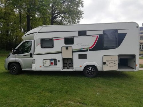 B&uuml;rstner Lyseo Privilege 745 with two luxury drop-down beds photo: 19