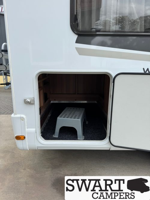 Weinsberg CaraLoft 650 MF, French bed 130 hp photo: 19