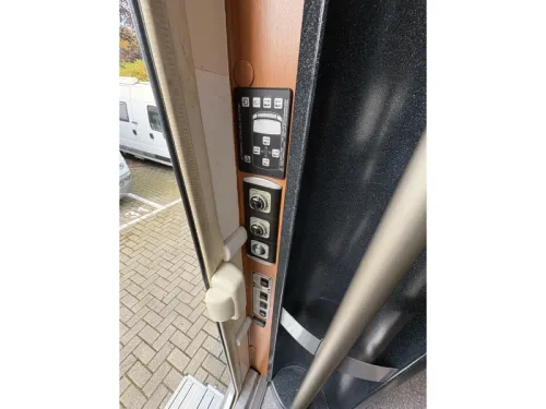 Hymer S 820  photo: 21