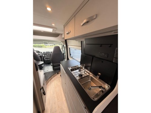 Crosscamp Full 600 CV 180HP Automatic Air Conditioning photo: 12