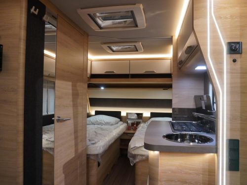 Knaus Sudwind Black Selection 460 EU EINZELBETTEN Foto: 16