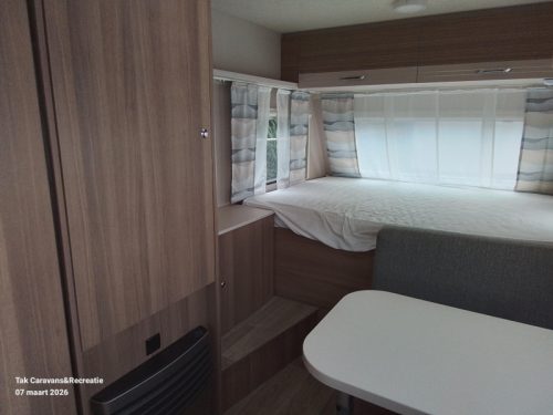 Dethleffs C'Joy 420 QSH Complete with transverse bed photo: 7
