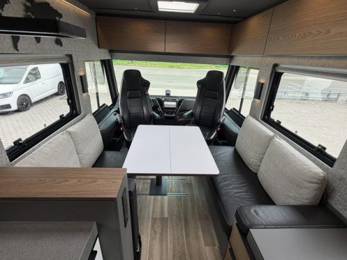 NIESMANN-BISCHOFF Flair 920ER Air Suspension EP-Level Full Options photo: 10