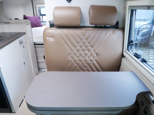 B&uuml;rstner Campeo C540, Camper van de 5,40 metros, &iexcl;&iexcl;cama transversal!! foto: 8
